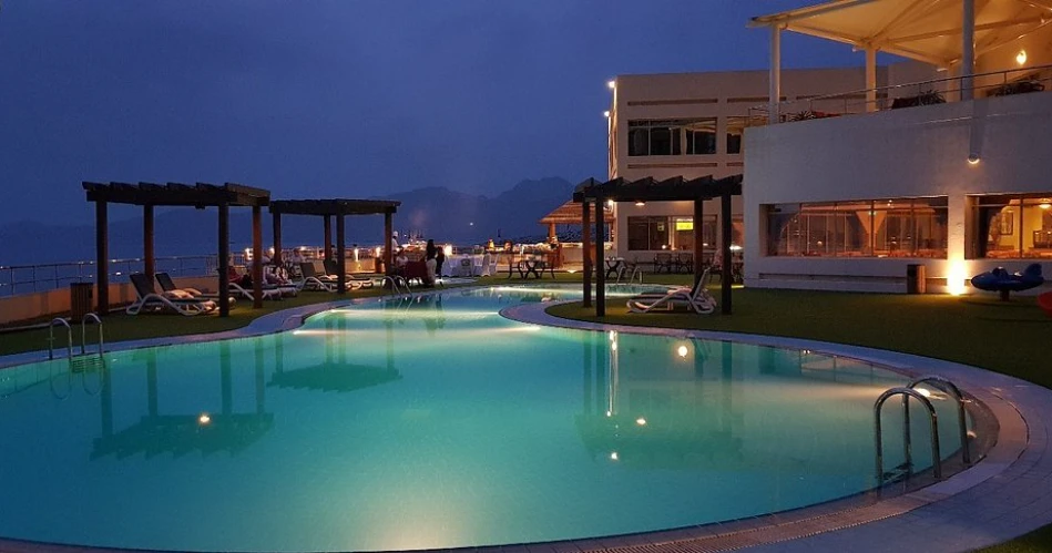 Atana Khasab Hotel: A Scenic Cliffside Retreat in Oman’s Musandam Peninsula